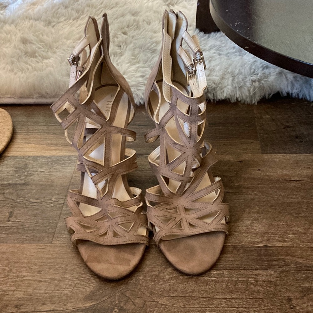 Nine West 8.5 Heels